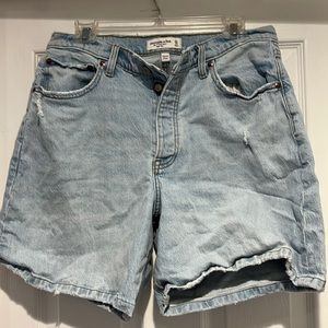 Abercrombie and Fitch the 7” Dad short high rise 31/12